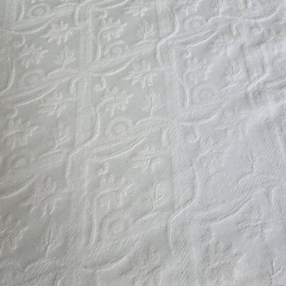 Vintage Handmade Tablecloth Textured Fabric Beige Rounded Oblong 89” x 68” - Picture 5 of 6